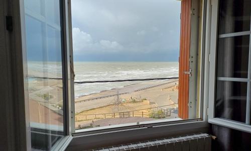 Au gré des marées 2 appartement face à la mer 2ème étage