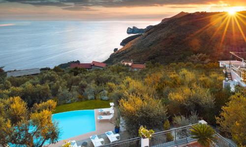 Villa Chez Piè with Heated Infinity Pool