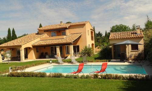 Maison Cavaillon, 5 pièces, 8 personnes - FR-1-708-51