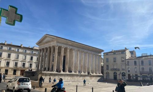 Centre ville - Les Halles Nîmes- Maison Carrée - proche gare de Nîmes