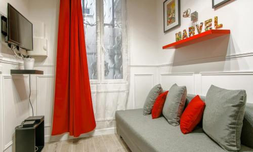 25 - Fun Duplex in Montorgueil