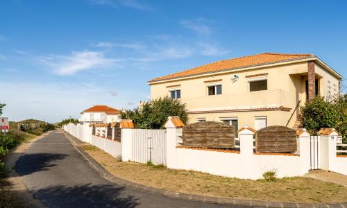 Maison vue sur mer 50m plage