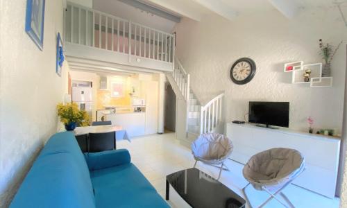 studio mezzanine climatisé 40 M2 bord de mer