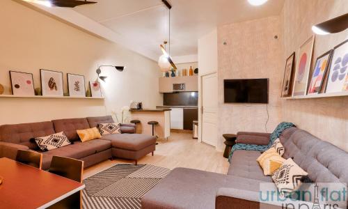 33 - Flat Av des Champs-Élysées