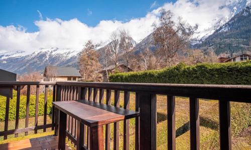 Kinabalu - Vue Mt Blanc Range Les houches center