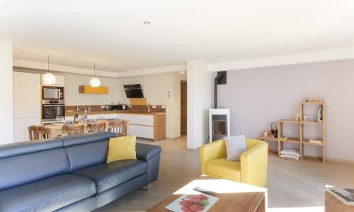 L'Abeille - Renovated - 4 bedroom - 8 person-110sqm - Views!
