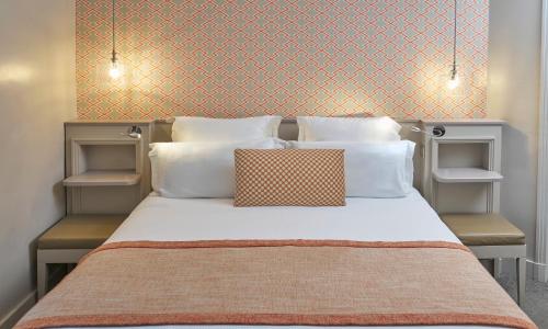 Deluxe Room photo