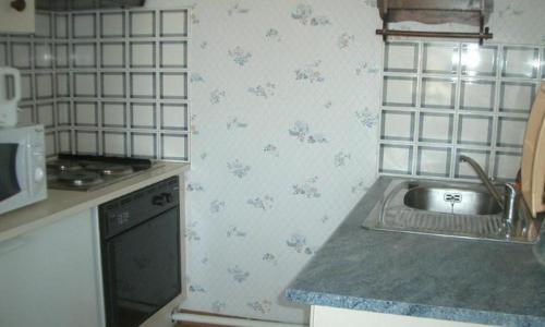 Appartement Amélie-les-Bains-Palalda, 2 pièces, 2 personnes - FR-1-703-45