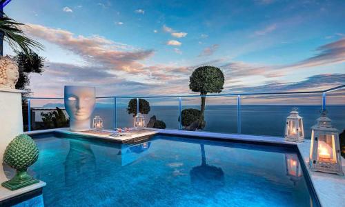 Villa Islamorada Pool and Sea View