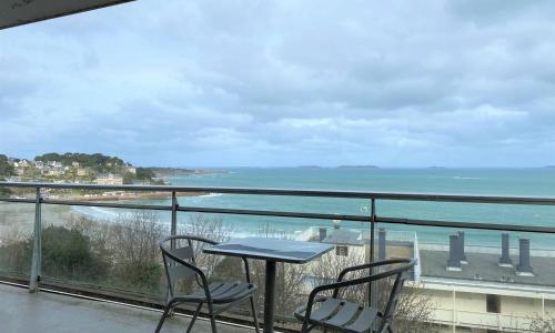 Bel appartement VUE MER avec wifi, balcon à PERROS-GUIREC - Réf 956