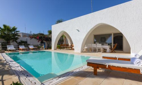 VILLA DEL LENTISCO 8&2, Emma Villas