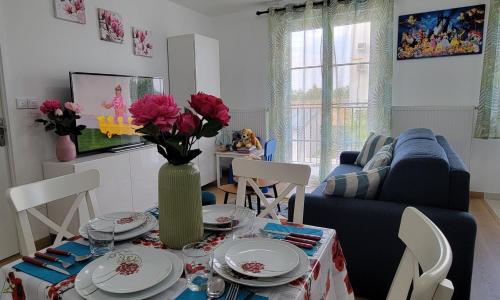 DISNEYLAND PARIS - VAL D'EUROPE - PARKING - WIFI