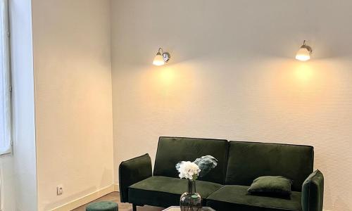 Charmant T2 en face du métro Oullins