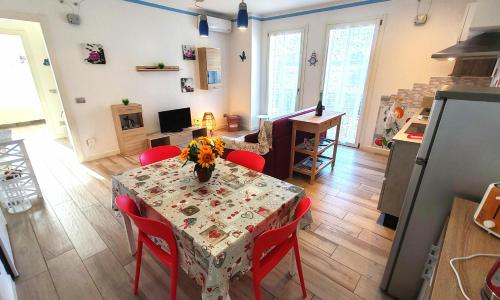 Butterfly Apt in Suna with garage