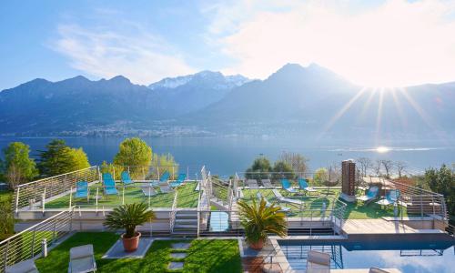 Bellagio Village- 4 Apartments by the lake - Seasonal Warm Pool and Sauna