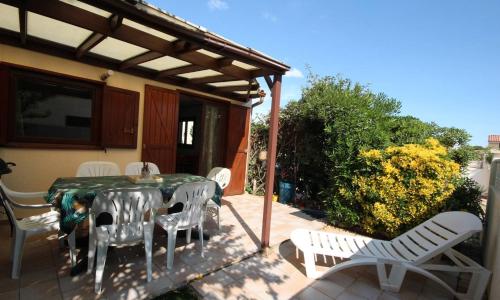 Belle villa de vacances, residence TAMARIS, wifi, 2 chambres climatisées, 4 à 6 couchages, Accès payant pour les piscines -PORTIRAGNES PLAGE LRTAMA45