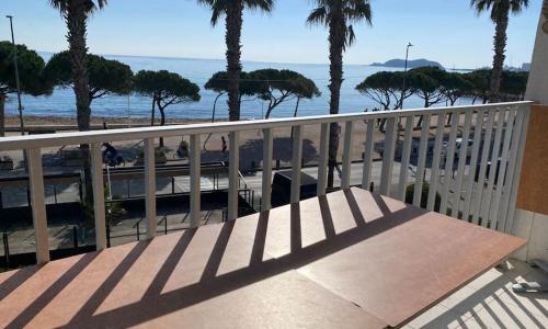 T3 sur la plage vue féerique mer,wifi, pkg , clim