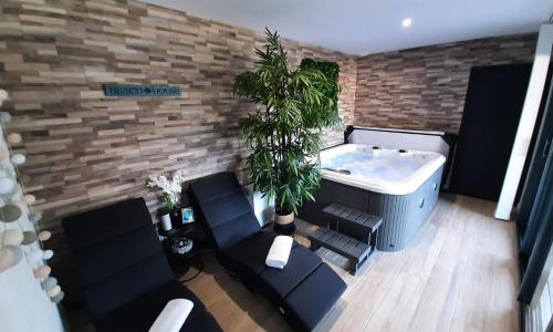 Casa Aix Keys avec jacuzzi privatif proche plages et Golf