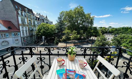 4 étoiles Magnifique Neustadt - Spacieux, Central & Élégant avec balcon et belle vue