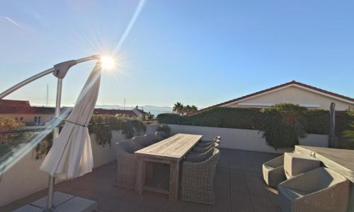 Patio d'Azur toit terrasse haut de gamme 3 ch jacuzzi coeur de ville et plage