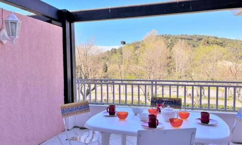 Appartement Le Lavandou, 3 pièces, 4 personnes - FR-1-251-541