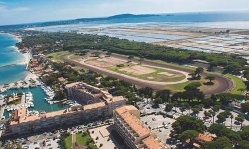 Appartement Hyères, 2 pièces, 5 personnes - FR-1-335-189