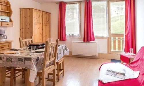 Studio Les Menuires, 1 pièce, 4 personnes - FR-1-344-1009