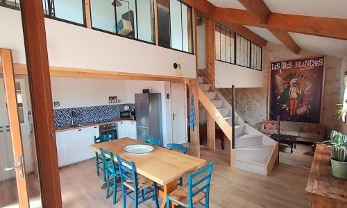 jolie maison avec terrasse