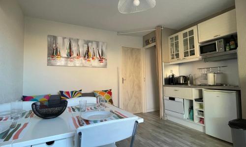 Appartement Sète, 2 pièces, 4 personnes - FR-1-338-546