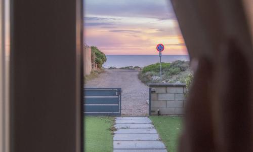 [FINESTRA SUL MARE-SINIS]Modern house 50m from sea