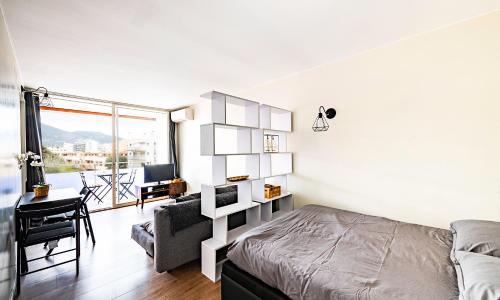 Studio près de la plage / parking privé extérieur