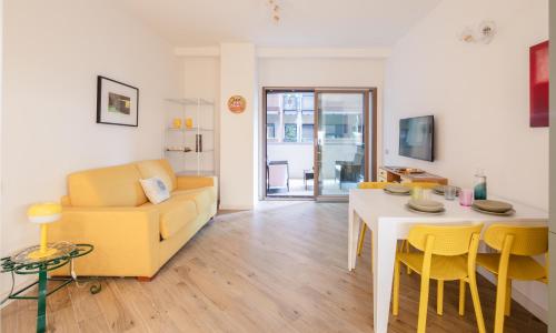 Happy Domus Roma Corte Trastevere Giallo