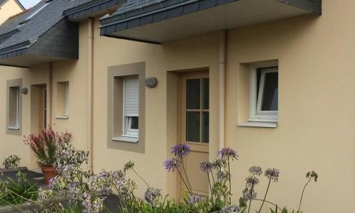 485 - Charmante maison à environ 500 mètres de la très belle plage de Caroual