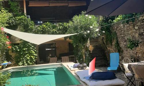 Maison typique provençale - Piscine privée - Clim
