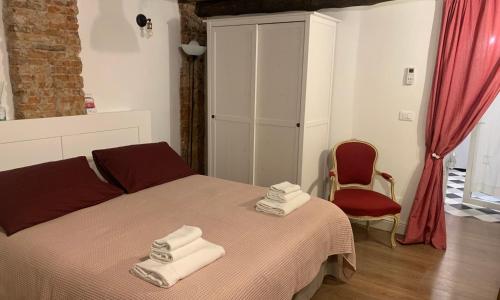 CASA CIMELLA, un nido nel cuore del porto antico cod CITRA 010025-LT-2629