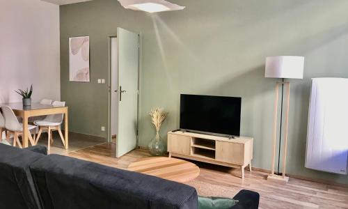 LE CLÉMENCEAU - Hyper Centre - Calme - Proche Thermes