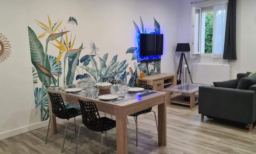 Castellane : T2 spacieux - Vue Port - WIFI