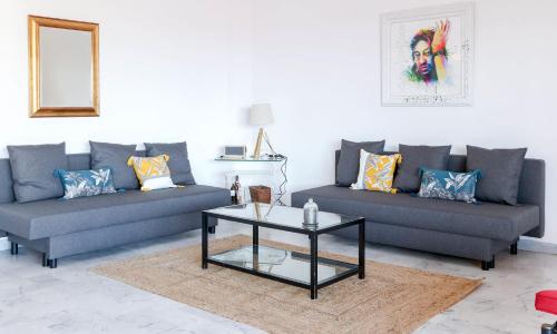 Beautiful flat with Sea View Terrace Pool Parking portative AC- BENAKEY