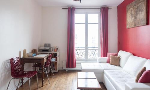 Charming and practical cocoon of love