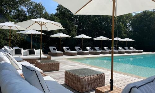 La chêneraie de Tomélou - belle propriété avec piscine chauffée et gardien