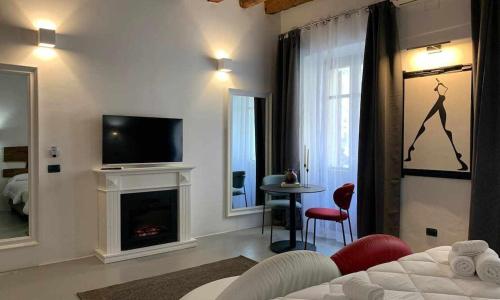 CeO Savoia Deluxe Rooms