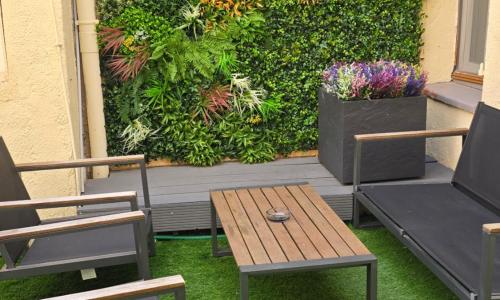 MAISON CLIMATISEE ,2 CHAMBRES, PARKING compris