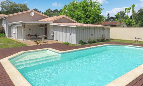 Beautiful Home In Mios With Outdoor Swimming Pool
