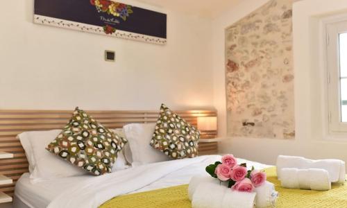 LE PROVENCAL - Center old Antibes 1BR flat with AC, wifi