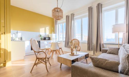 Centre Equipped apartment metro at 50m
