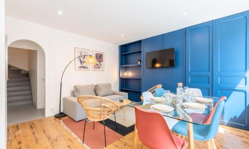 Bright 3-bedroom 2-bathroom flat