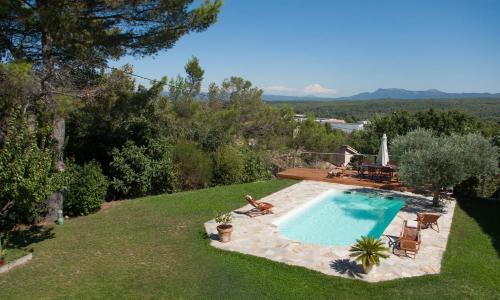 Amazing view ! Great house to gather with friends in Provence