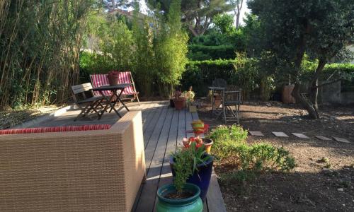 Spacious house with garden - near the beach