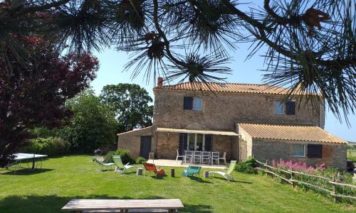 Gîte Le Bernard, 6 pièces, 10 personnes - FR-1-426-164