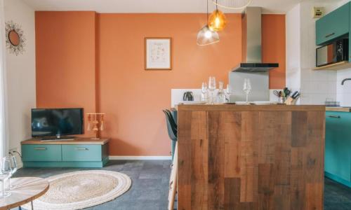 T2 moderne à 900m des plages